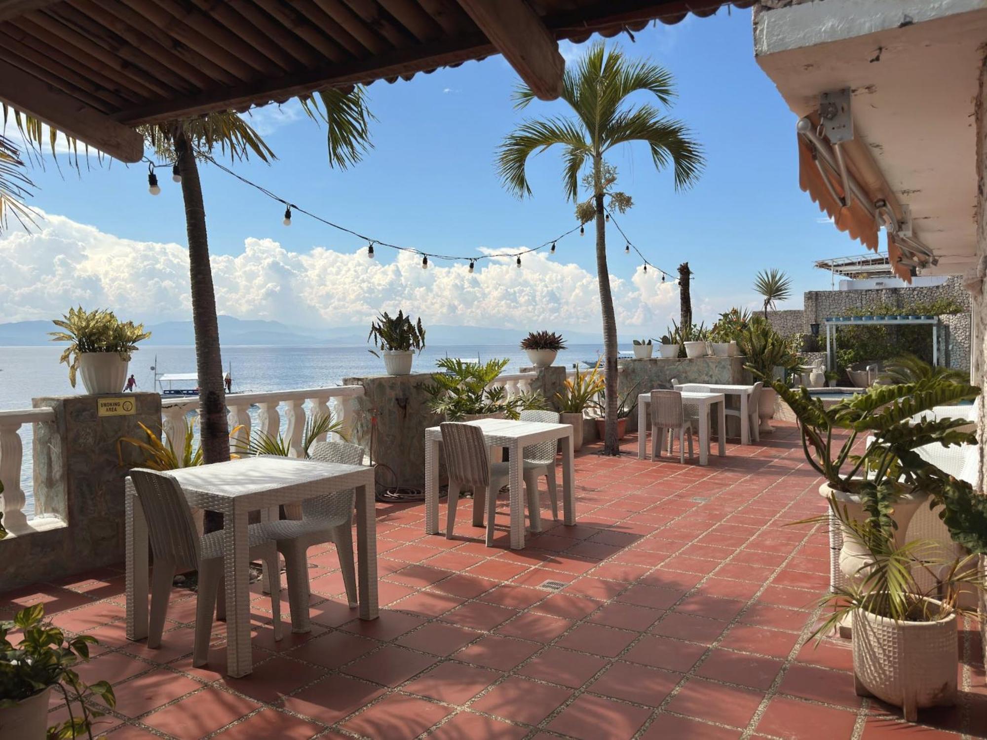 Sunset Beach Resort Moalboal Eksteriør billede