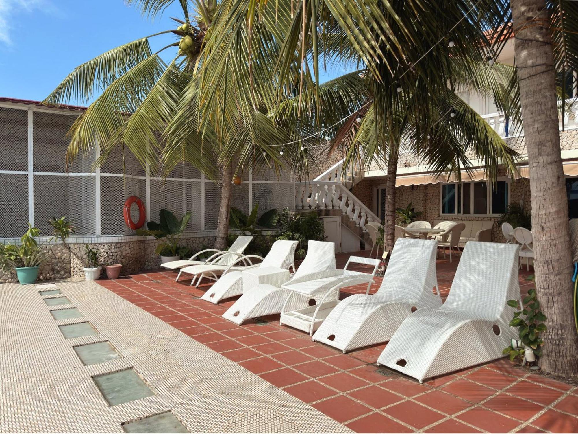 Sunset Beach Resort Moalboal Eksteriør billede